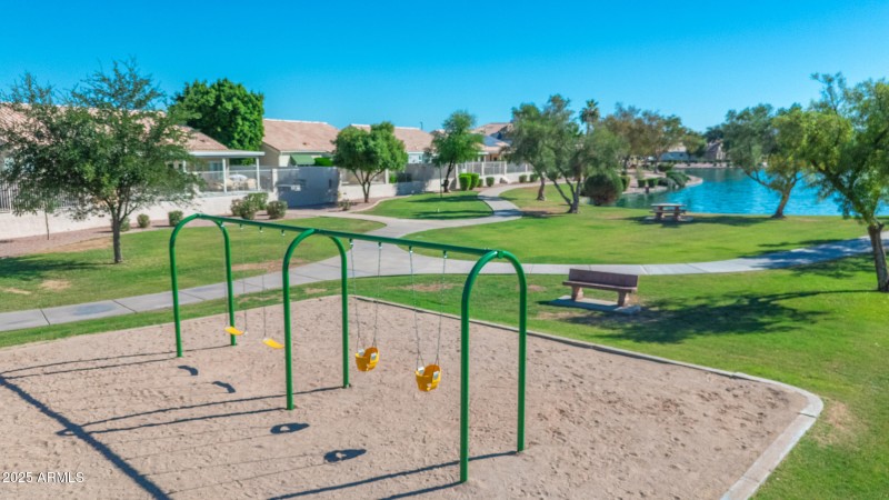 4_603_a4m_community-hdr