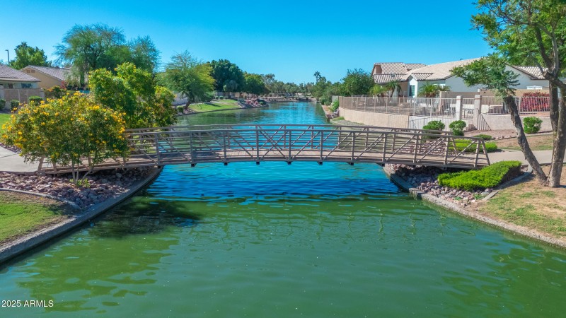 11_624_a4m_community-hdr