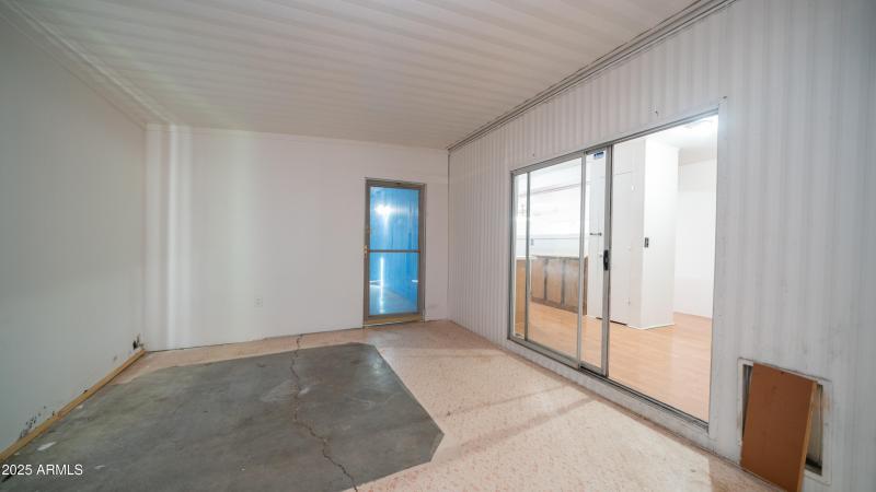 2359 S Tomahawk Rd-12