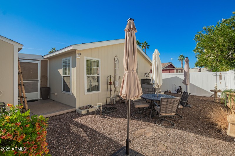 Privacy and fresh air