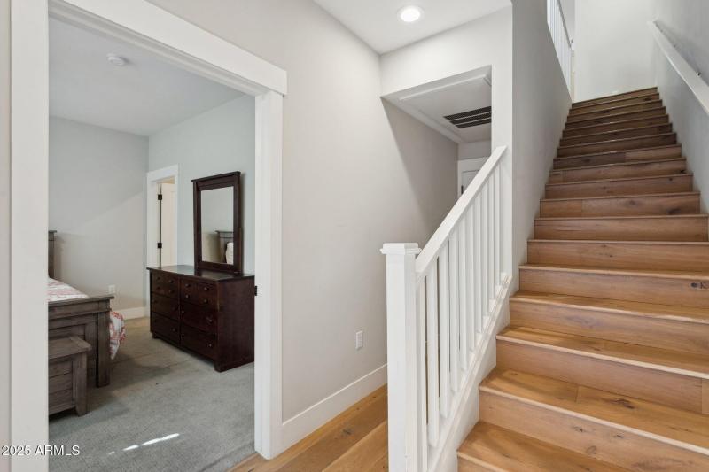 4-web-or-mls-1400-e-bethany-home-rd-22