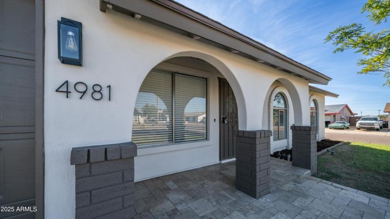 4981 W Michelle Dr-4