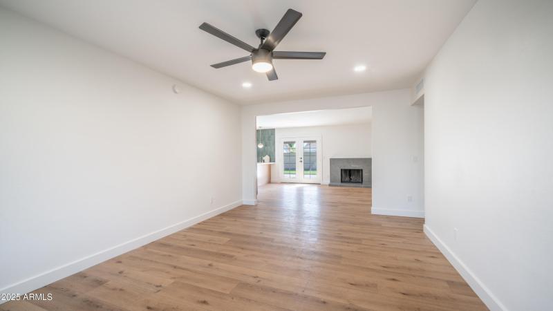 4981 W Michelle Dr-5