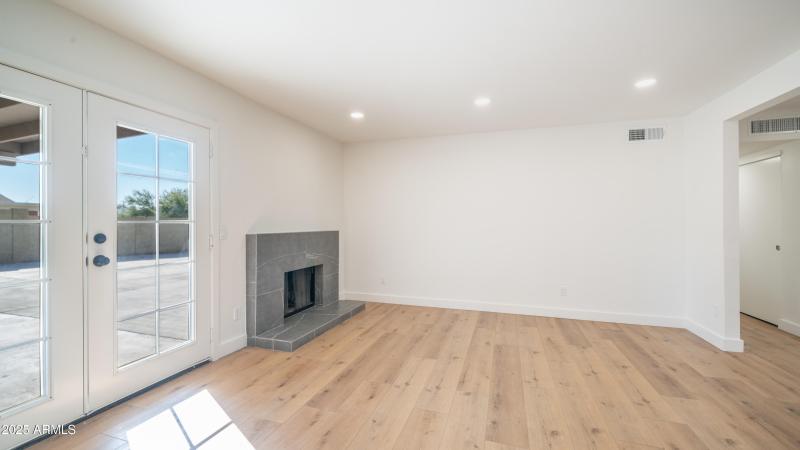 4981 W Michelle Dr-15