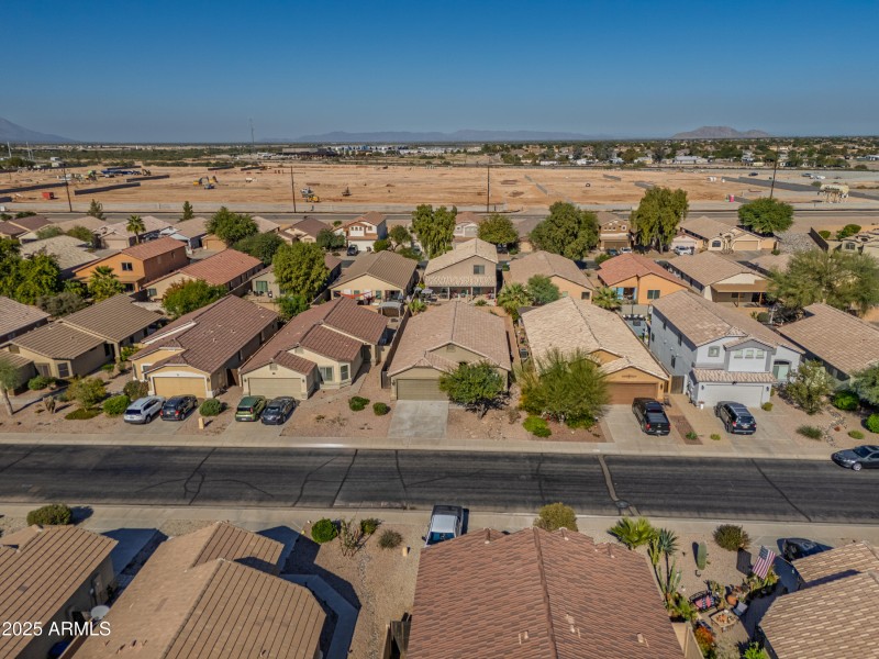 45526 W Windmill Dr-6