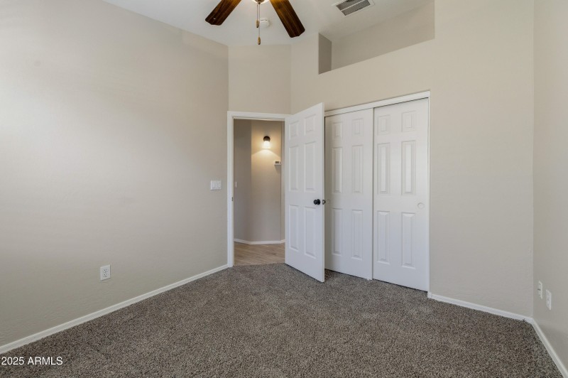 45526 W Windmill Dr-28