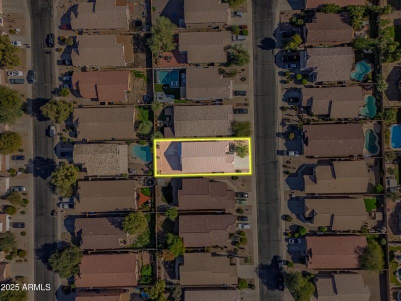 45526 W Windmill Dr-41