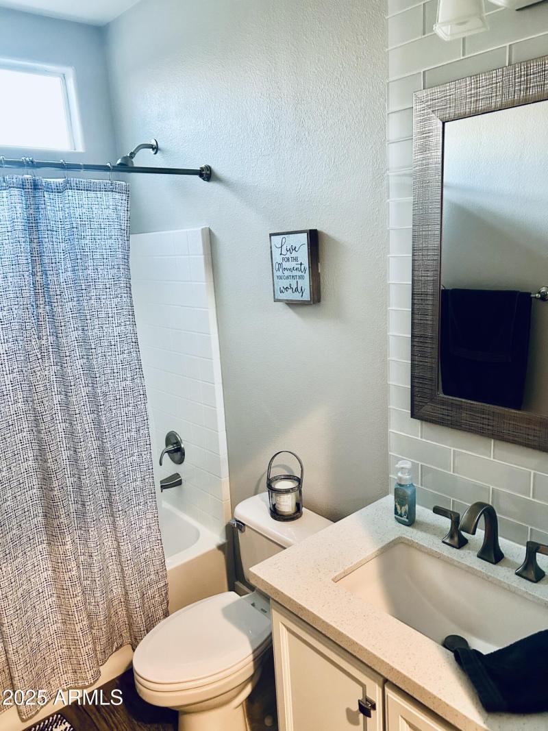 23) 64561-690cb6e4d8a34