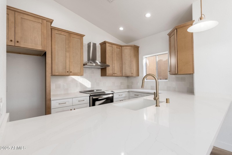 13224 N 31st Way - 11