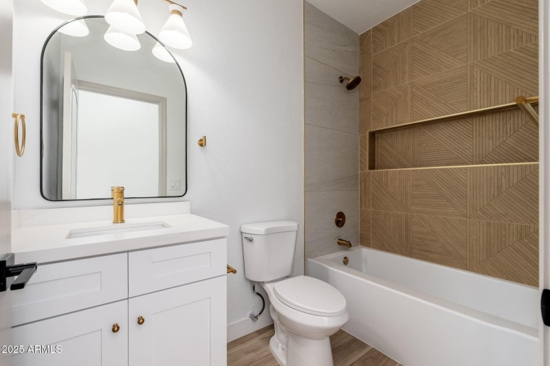 13224 N 31st Way - 25