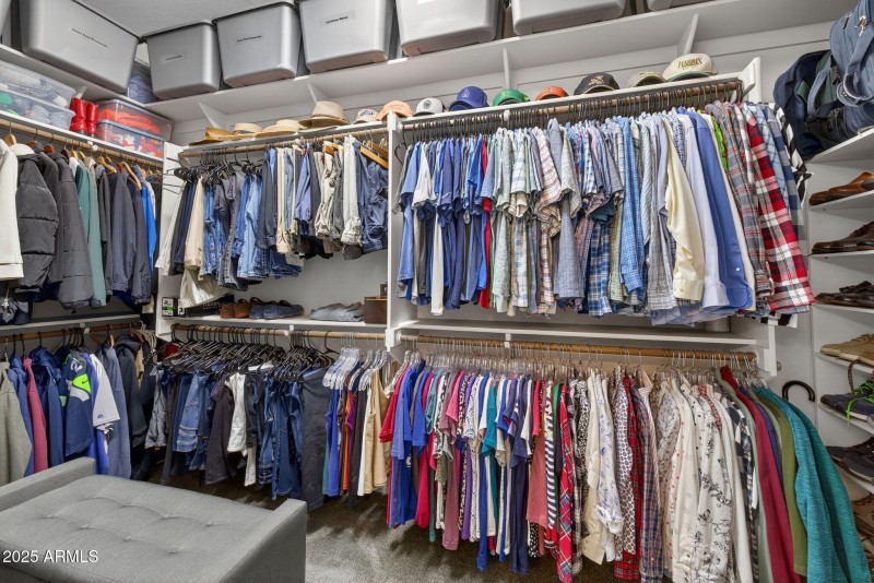 Walk-in Closet