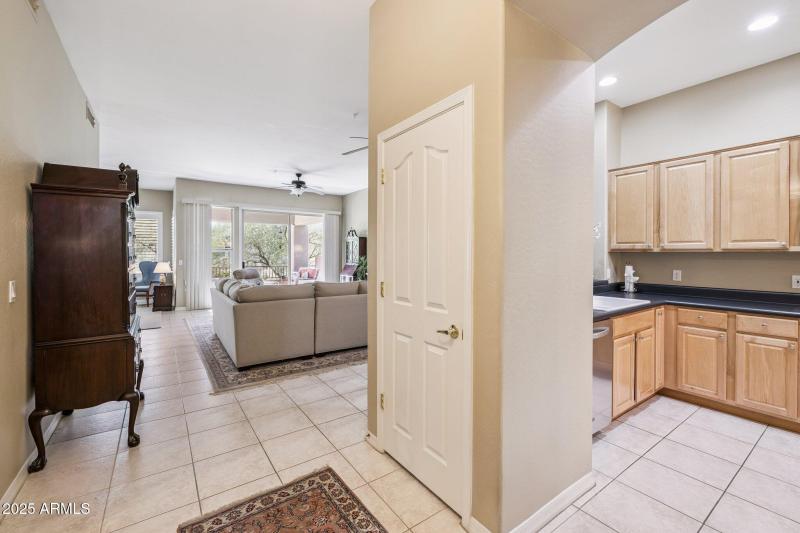 4-web-or-mls-11731-n-135th-pl