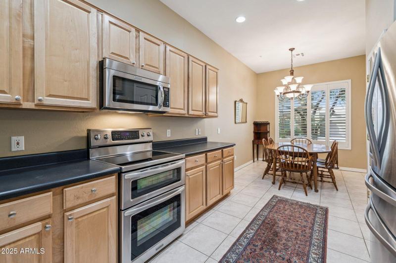 16-web-or-mls-11731-n-135th-pl