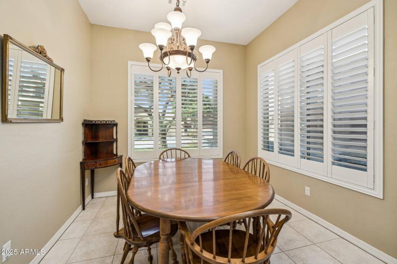 18-web-or-mls-11731-n-135th-pl