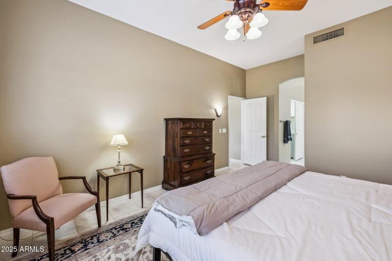 21-web-or-mls-11731-n-135th-pl