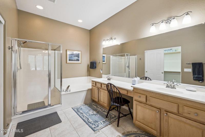 22-web-or-mls-11731-n-135th-pl