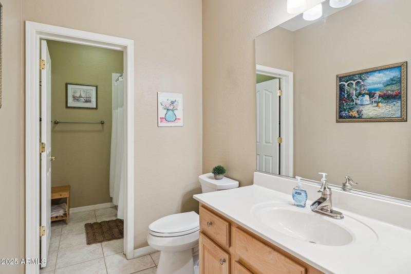 26-web-or-mls-11731-n-135th-pl