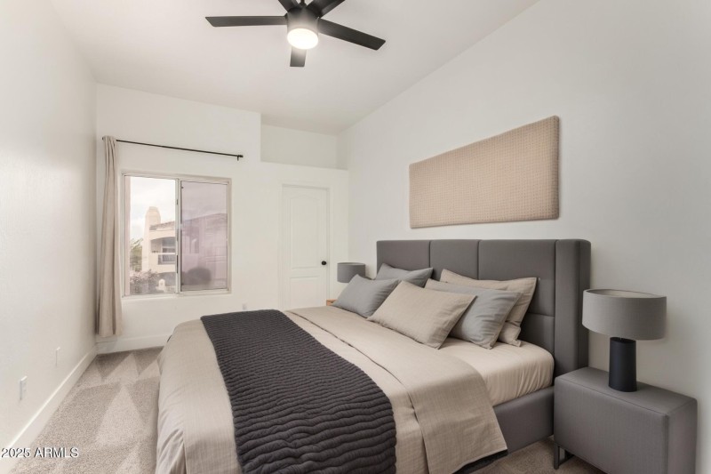 1747 E NORTHERN Avenue 263