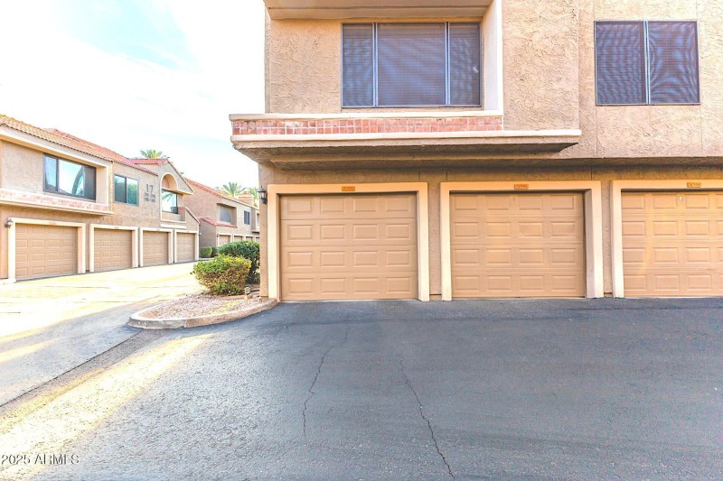 5122 E Shea Blvd 2097