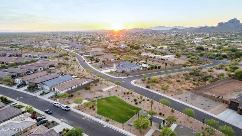 Peralta Canyon amenities