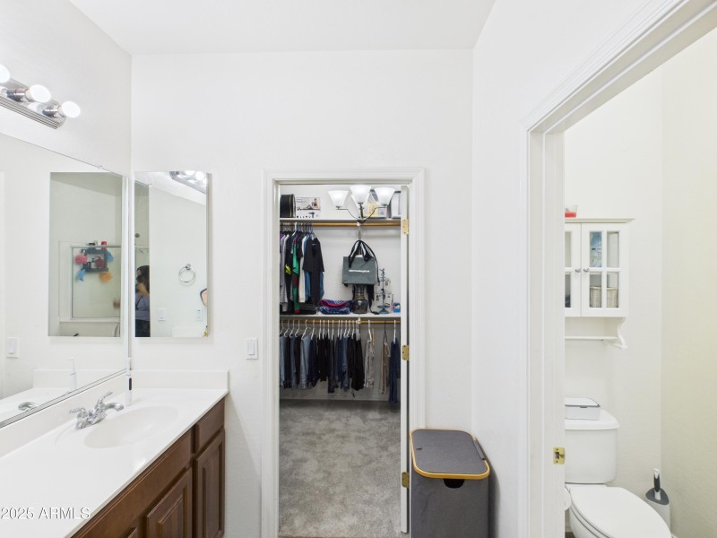 CAM04435G0-PR0019-STILL037