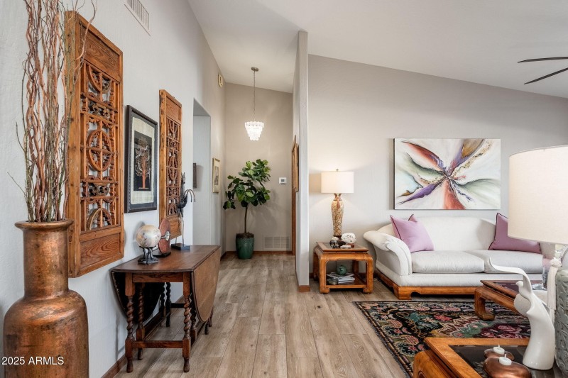 15122 E Palomino Blvd - 08