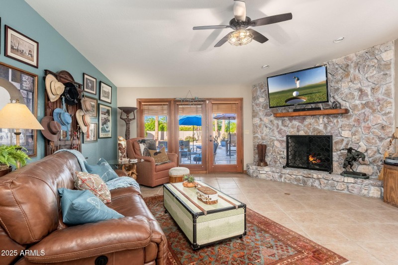 15122 E Palomino Blvd - 12