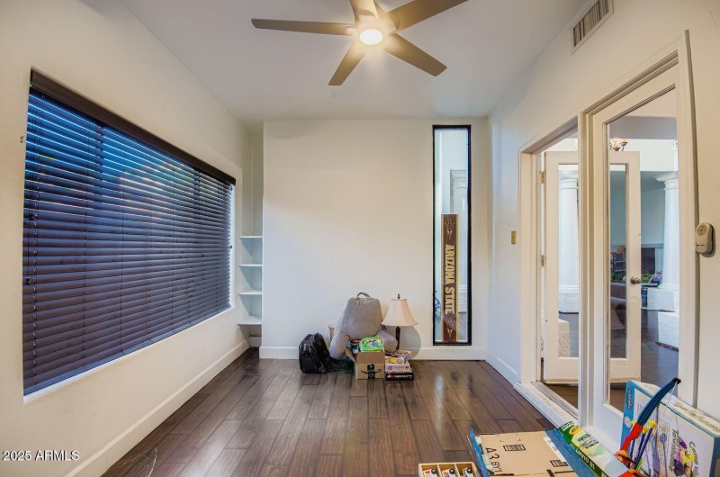 1543 E Mission Ln - Web Quality - 031 -