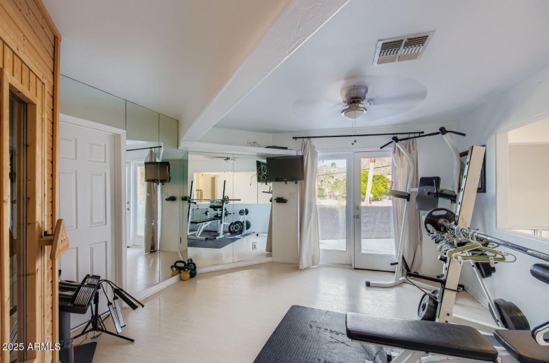 1543 E Mission Ln - Web Quality - 028 -