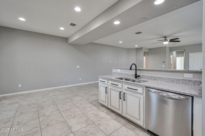 27278N77thAve_WS (7)