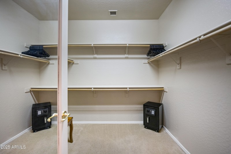 42457 W Candyland Pl-28