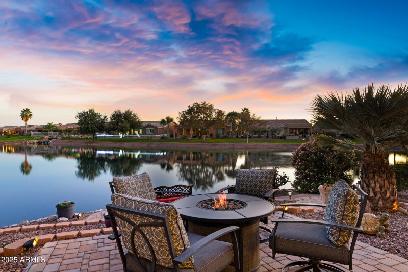 42457 W Candyland Pl-70