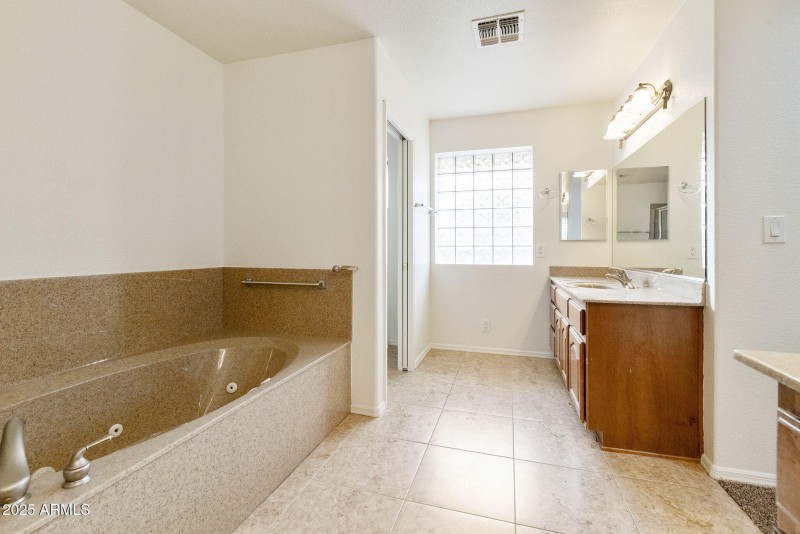 34-web-or-mls-DLB_9774 - Copy