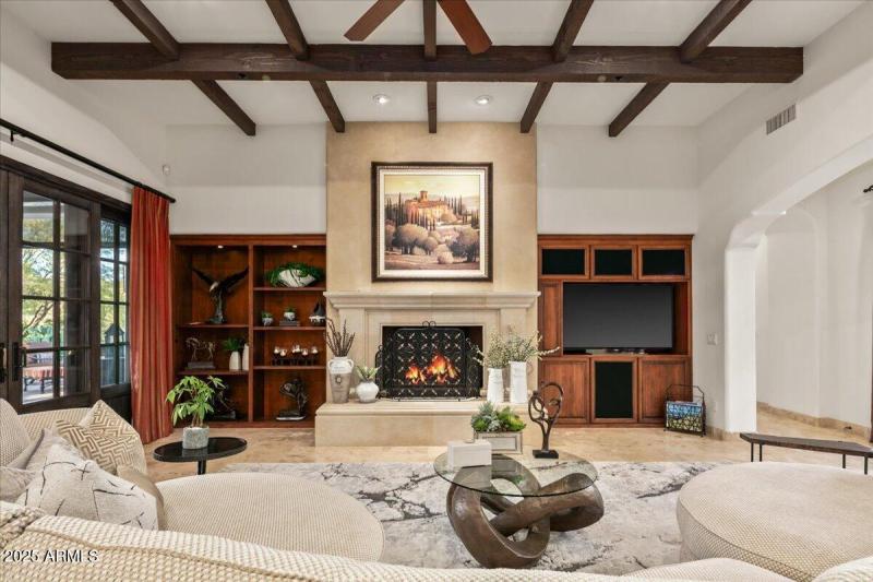 12-Living Room Details