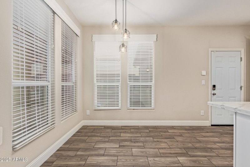 3301 S Goldfield RD 6039