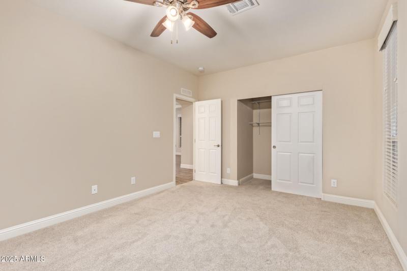 3301 S Goldfield RD 6039