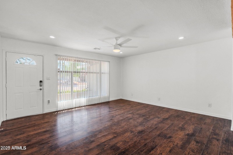 20230901055943052752000000-o