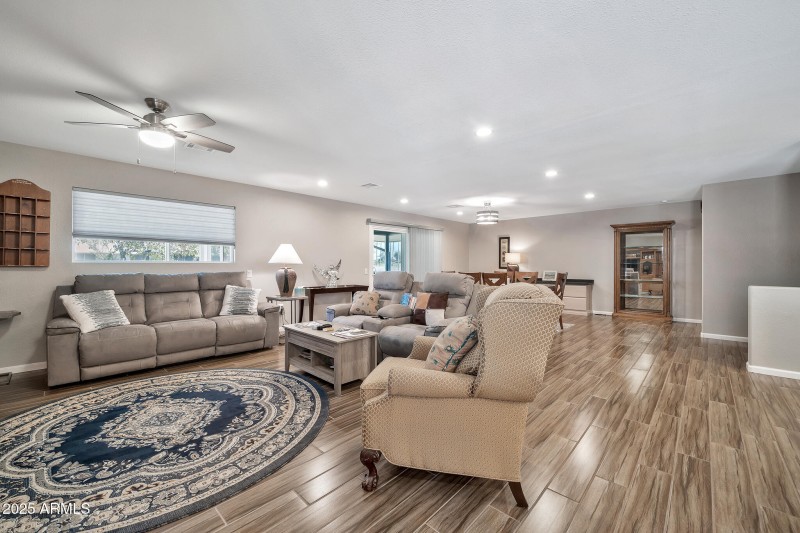 9866 W Highwood Ct-6_(2048)