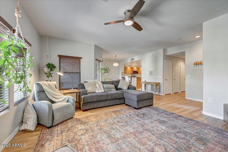 04-Living Sitting II