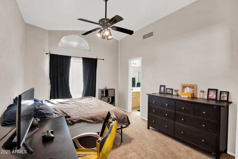 14-web-or-mls-16629 S 44th Pl-13