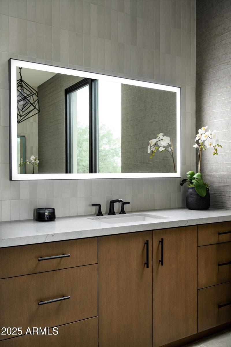 32-WRV10 - 8152 E Tortuga View Ln-31