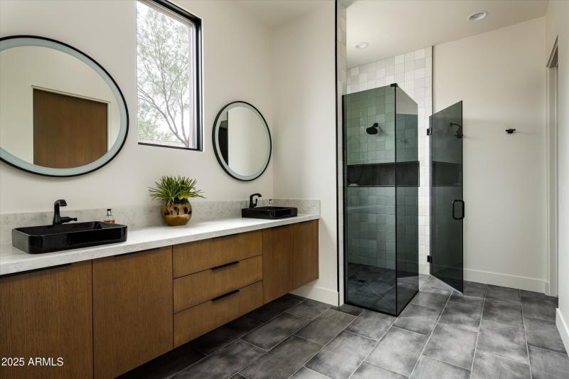 35-WRV10 - 8152 E Tortuga View Ln-34