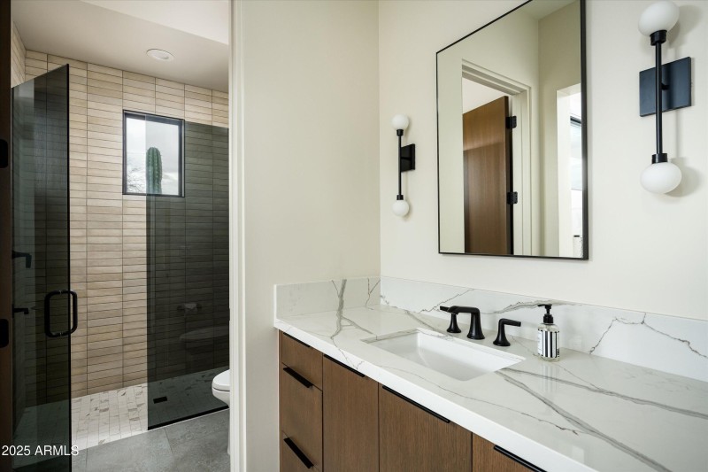 37-WRV10 - 8152 E Tortuga View Ln-36