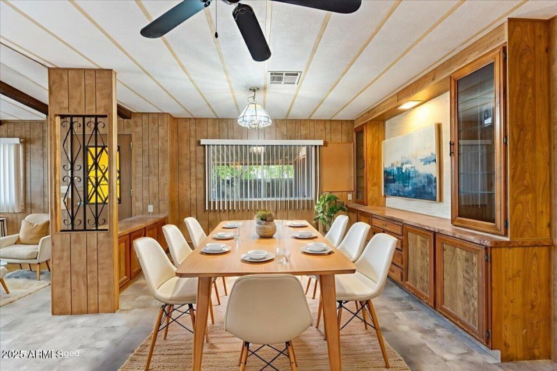 13-Dining Area Virtually Staged