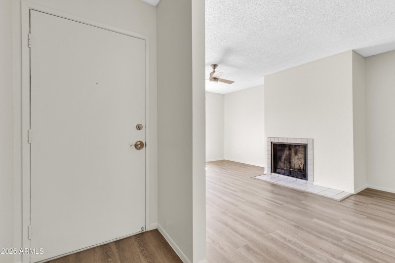 5525 E Thomas Rd F9-10