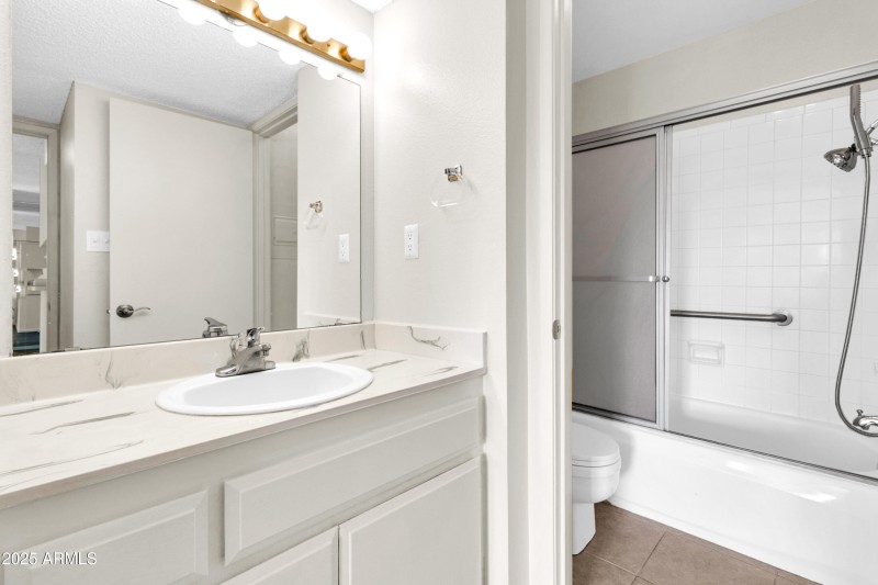 5525 E Thomas Rd F9-25