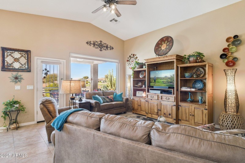 8-web-or-mls-6740-s-fairway-dr