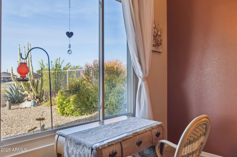 17-web-or-mls-6740-s-fairway-dr