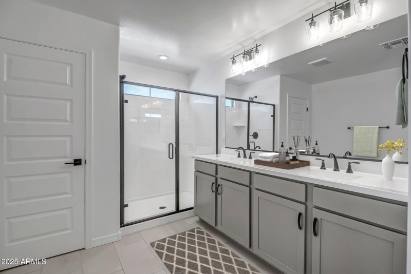 176314430953116_bathroom_1