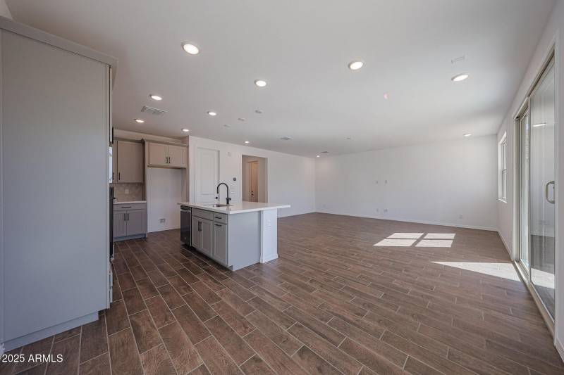 PHX_Pinnacle_Lot 2083_Lagoon_4139_Dining